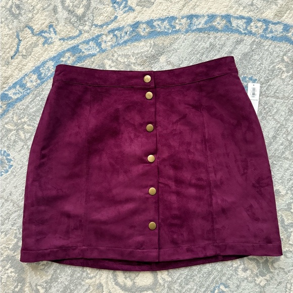 Old Navy Button-Front Suede Mini Skirt - Picture 1 of 7